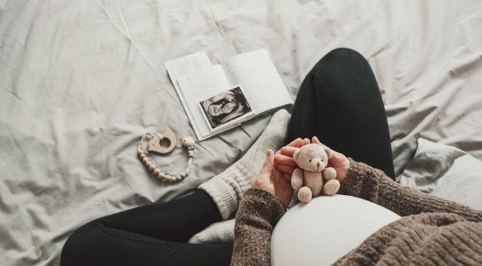 Factors to Consider Before Adopting an Embryo Adopting an Embryo