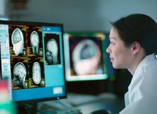 Understanding the Role of a Neurologist: What Do They Do? Neurologist