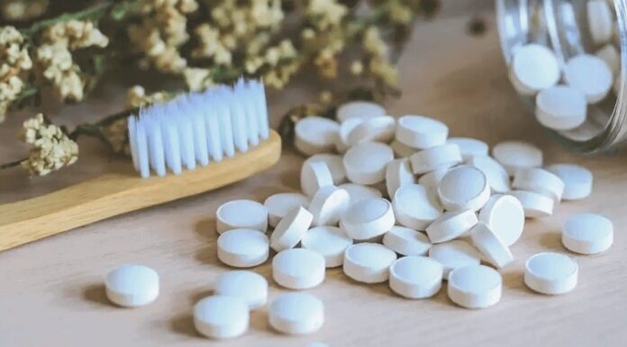 Toothpaste Tablets: A Smarter Way to Brush Your Teeth Toothpaste Tablets